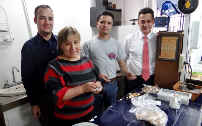 Arque Arte, Kolumbien: Fairmined Goldschmuck aus Fairem Handel  – CONTIGO Fairtrade Shop Handelspartner