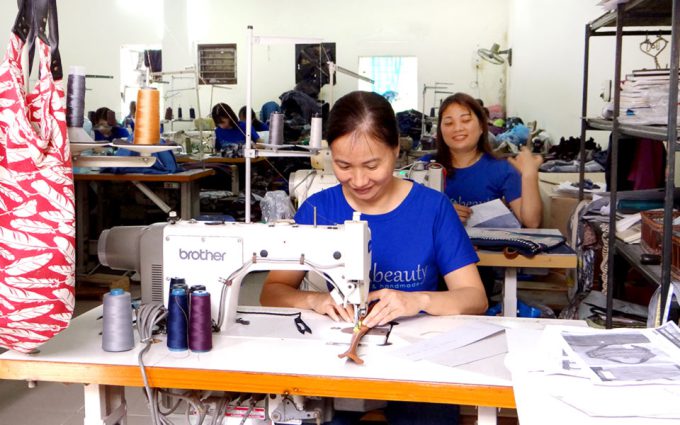 Craft Beauty, Vietnam: Taschen und Accessoires aus Fairem Handel – CONTIGO Fairtrade Shop Handelspartner