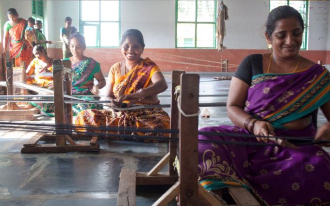 Mesh, Indien: Schals und Textilwaren aus Fairem Handel – CONTIGO Fairtrade Shop Handelspartner