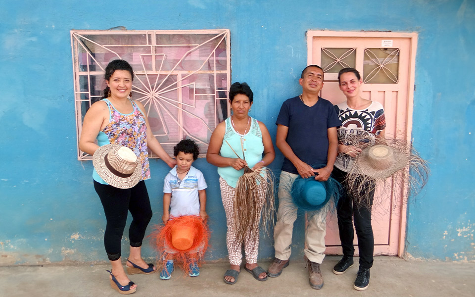 Montezuma, Kolumbien: Panamahut Strohut aus Fairem Handel – CONTIGO Fairtrade Shop Handelspartner