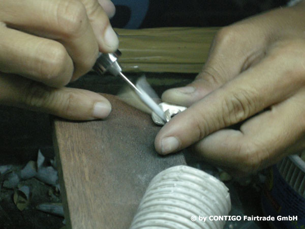 CONTIGO HERSTELLUNG Edelmetallschmuck – Veva