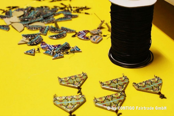 CONTIGO HERSTELLUNG Modeschmuck