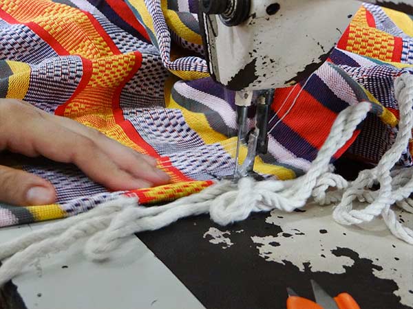 Herstellung Hängematten und Hängesitze von Contigo Fairtrade Shop