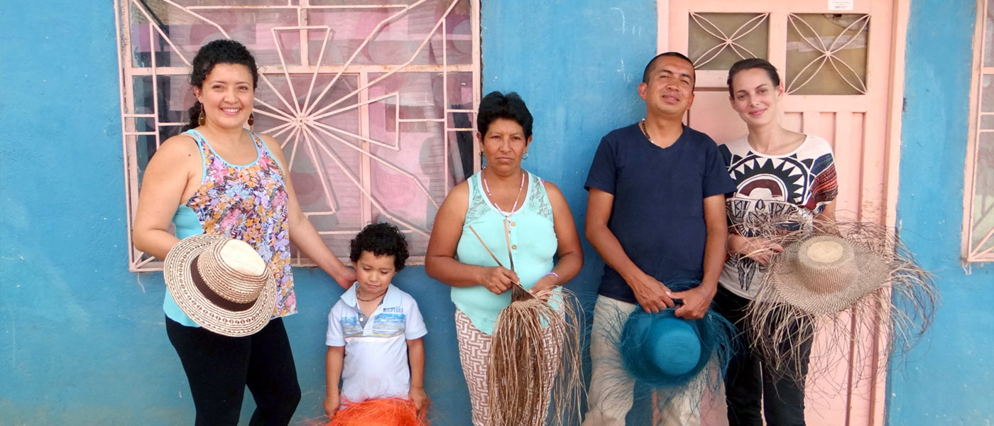 Fair Trade Panamahüte aus Kolumbien: Handgeflochtene Hüte von Montezuma - CONTIGO Fairtrade Shop