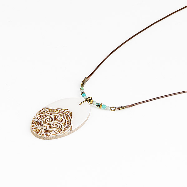 Halskette oval Rankenspiel weiß-gold, Fliese