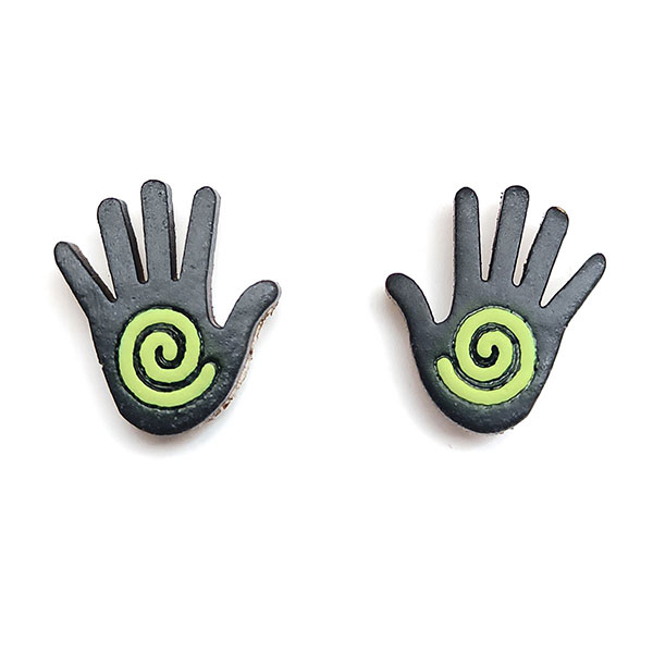 Ohrstecker HAND Spirale grün, Flaschenkürbis