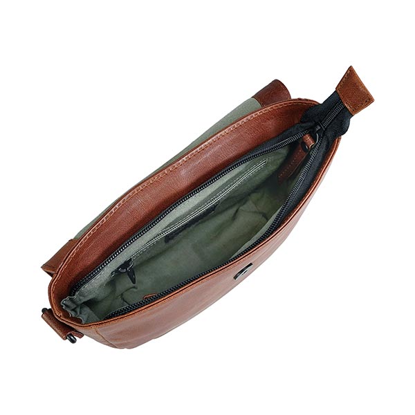 Kleine Damentasche SPORTY chestnut, Ziegenleder / CONTIGO Fairtrade Onlineshop