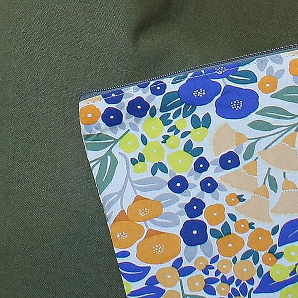 Wendetasche LILY, grün-gelb-blau, bedruckte Baumwolle / CONTIGO Fairtrade Onlineshop