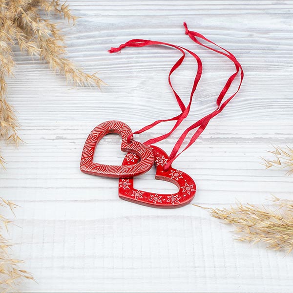 Anhänger HERZ 5cm rot graviert, Speckstein / CONTIGO Fairtrade Onlineshop