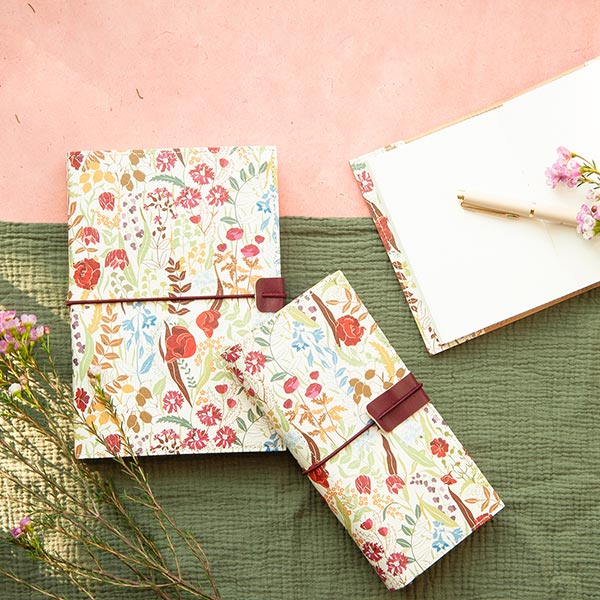 TO-DO-Listen-Notizblock mit Wochenplaner, BLUMENWIESE, Recyclingleder, nachfüllbar / CONTIGO Fairtrade Onlineshop