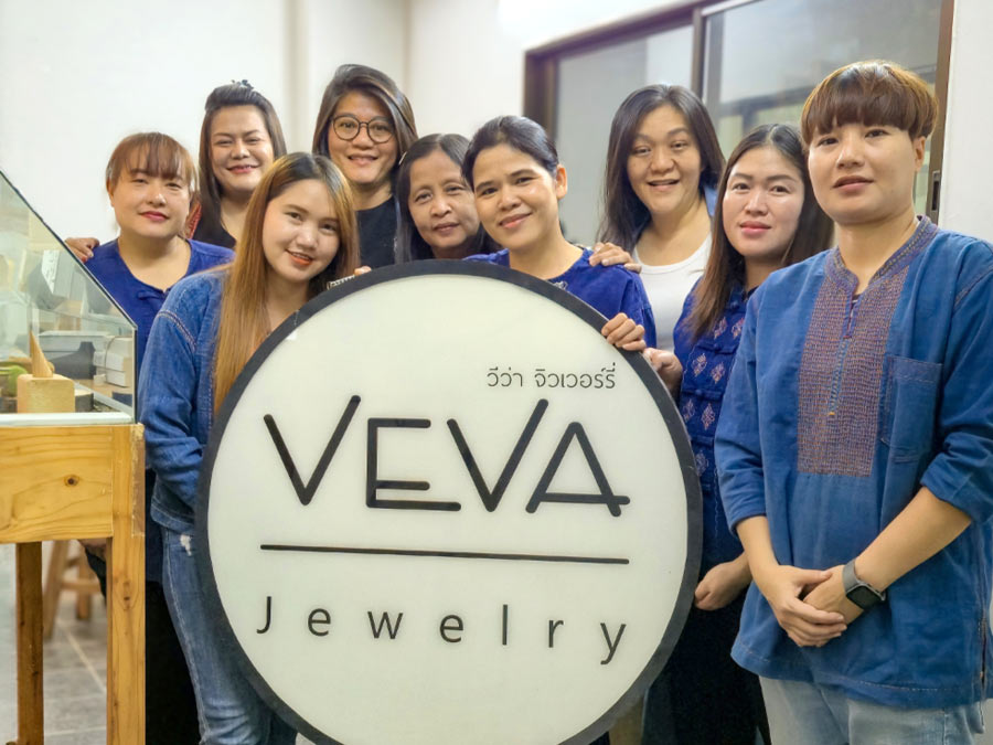 Fair Trade Silberschmuck aus Thailand, handgefertigt von Veva - CONTIGO Fairtrade Shop