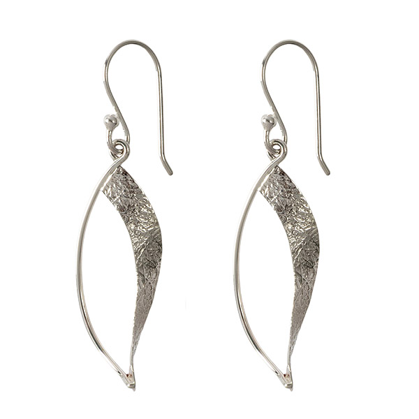 Ohrringe WAVES gehämmert, Silber / CONTIGO Fairtrade Onlineshop