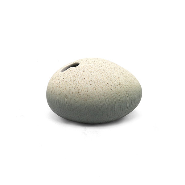 Vase PEBBLE mini S, 5,5x7x5 cm, salbeigrün-sand, Keramik handgemacht