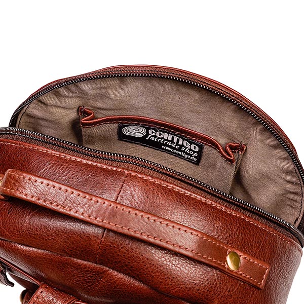 Rucksack Tumbled-ROUND kastanie, Rindsleder / CONTIGO Fairtrade Onlineshop