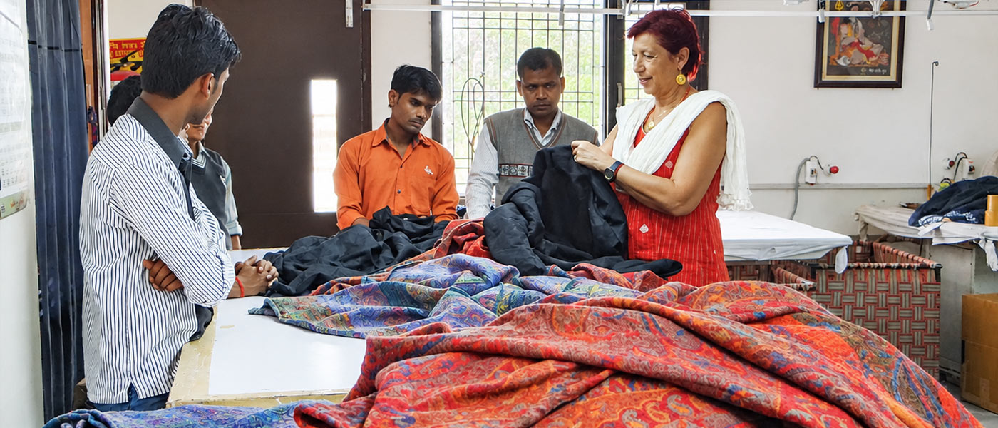 Handelspartner Schals und Wolldecken von CONTIGO Fairtrade Shop