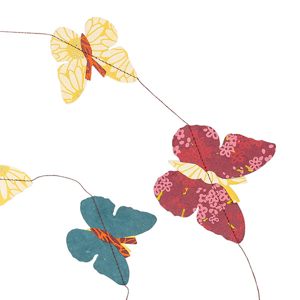 Girlande SCHMETTERLINGE bunt, 180 cm, Lokta, handgeschöpft / CONTIGO Fairtrade Onlineshop
