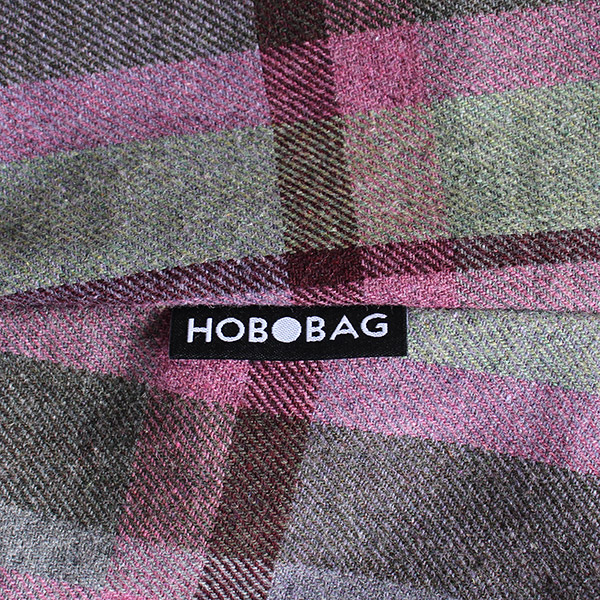 Tasche HOBOBAG DOVER, beere-grau, Flanell, Wollmix / CONTIGO Fairtrade Onlineshop