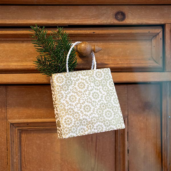 Geschenktüte XS MOSAIC, natur-gold, Loktapapier / CONTIGO Fairtrade Onlineshop