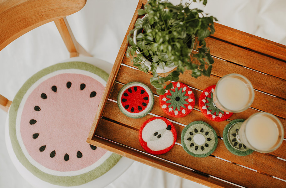 Handgefilzte Sitzkissen und nachhaltige Wohnaccessoires | CONTIGO Fairtrade Shop