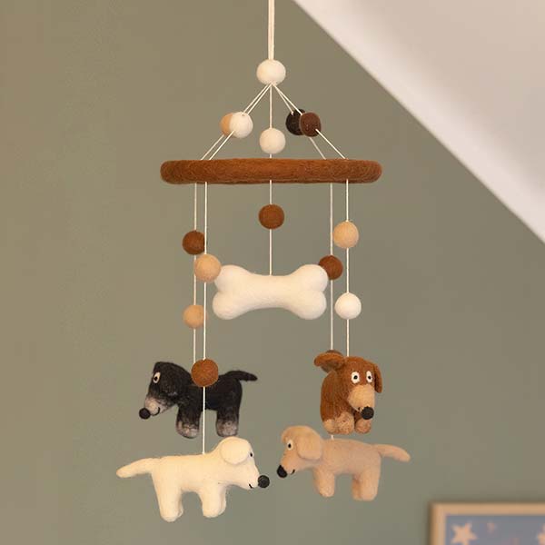 Mobile handgefilzt, HUNDE, Wolle, handgefilzt / CONTIGO Fairtrade Onlineshop