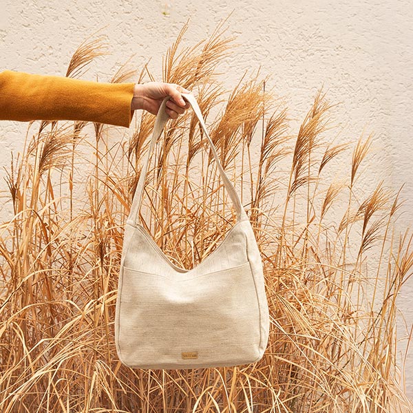 Schultertasche CARIE Hanf-Canvas, natur / CONTIGO Fairtrade Onlineshop
